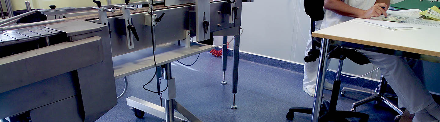 Laboratories & Pharmaceuticals